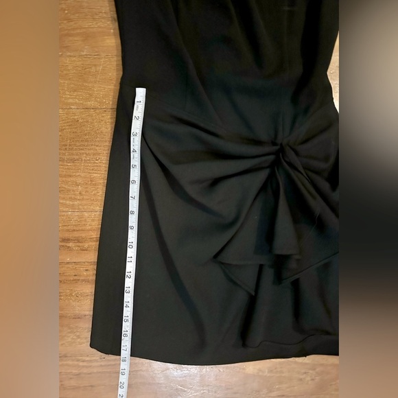 Poleci faux wrap dress size 2, gathering in front at waist, perfect condition - Picture 5 of 6